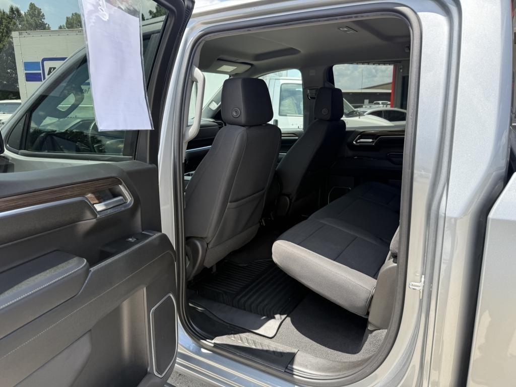 Chevrolet Silverado 1500 4WD Crew Cab 147" LT w/1LT 2023
