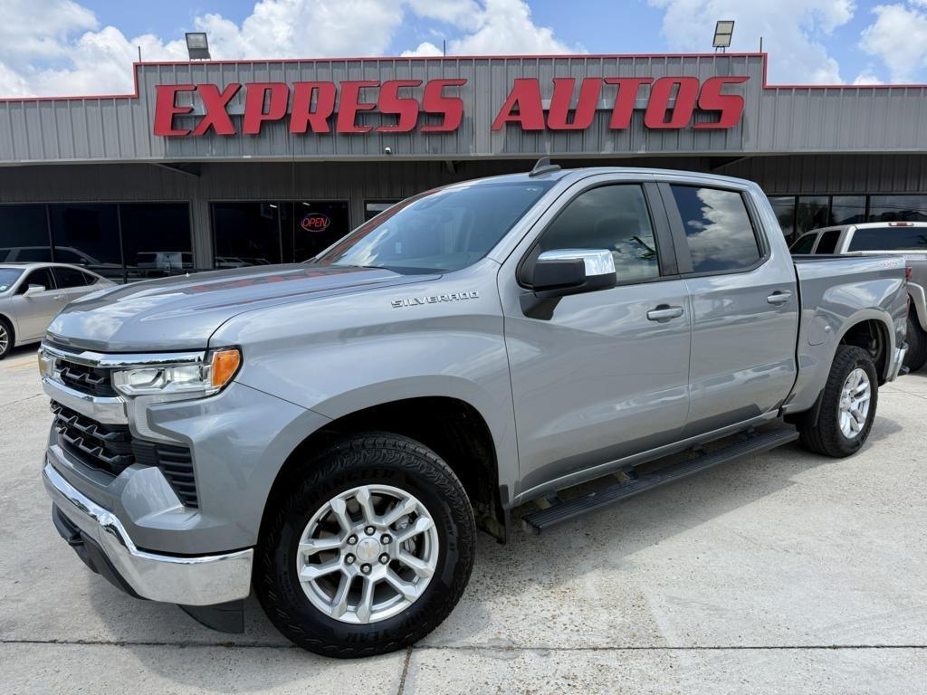 2023 Chevrolet Silverado 1500 4WD Crew Cab 147" LT w/1LT