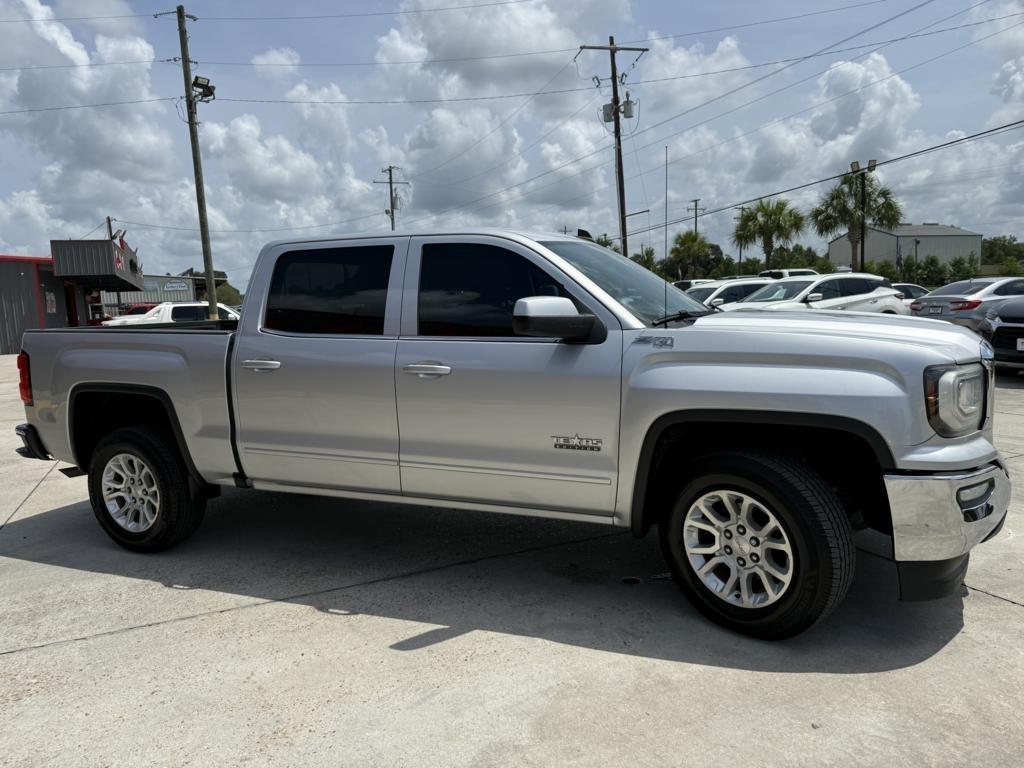 GMC Sierra 1500 4WD Crew Cab 143.5" SLE 2018