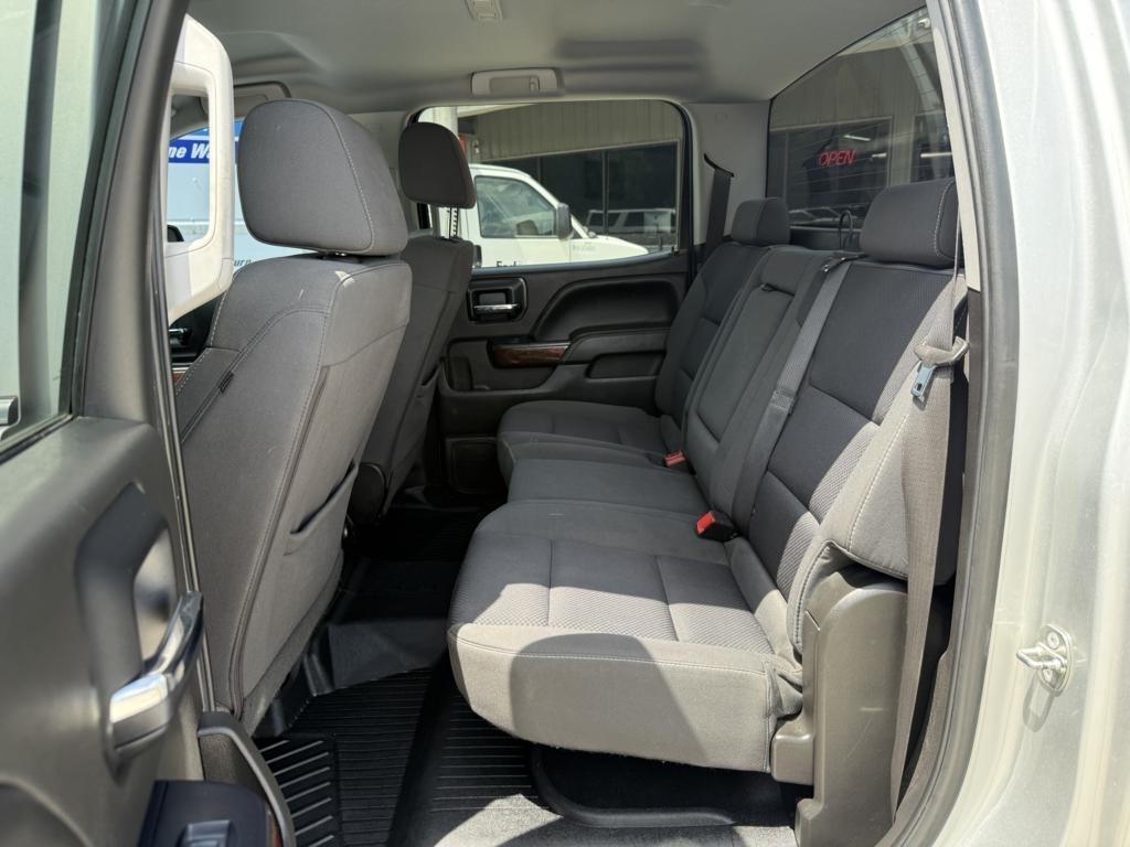 GMC Sierra 1500 4WD Crew Cab 143.5" SLE 2018