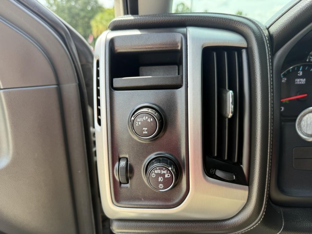 GMC Sierra 1500 4WD Crew Cab 143.5" SLE 2018