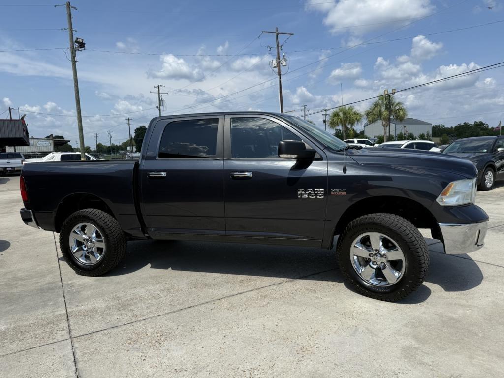 RAM 1500 2WD Crew Cab 140.5" Lone Star 2014