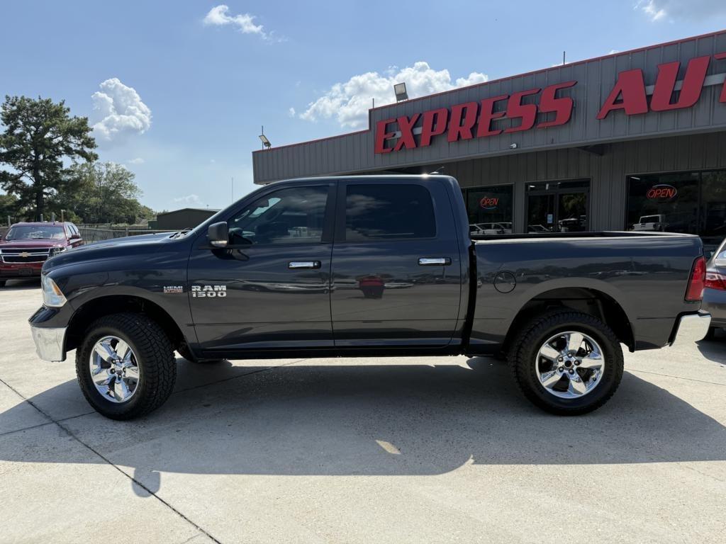 RAM 1500 2WD Crew Cab 140.5" Lone Star 2014