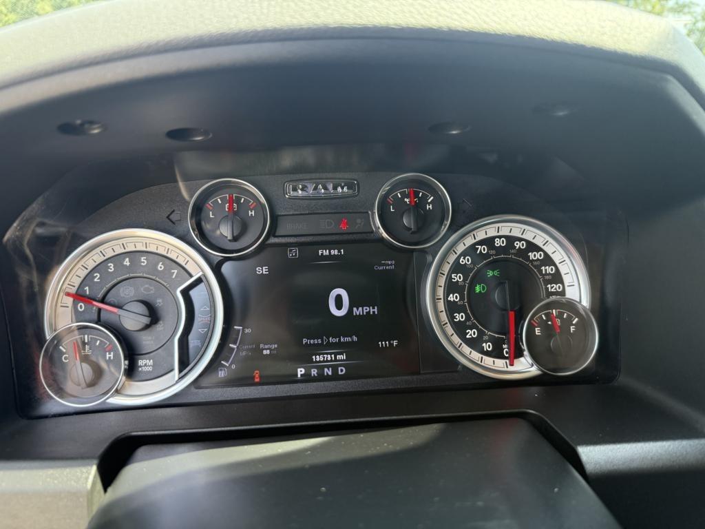 RAM 1500 2WD Crew Cab 140.5" Lone Star 2014
