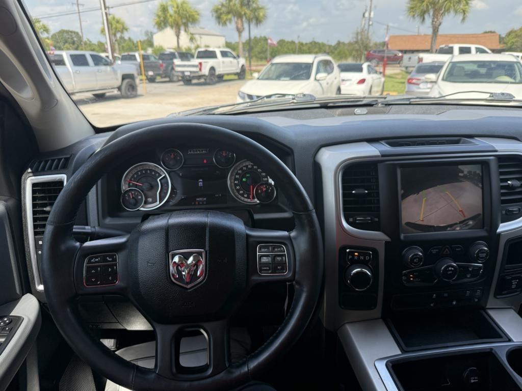 RAM 1500 2WD Crew Cab 140.5" Lone Star 2014
