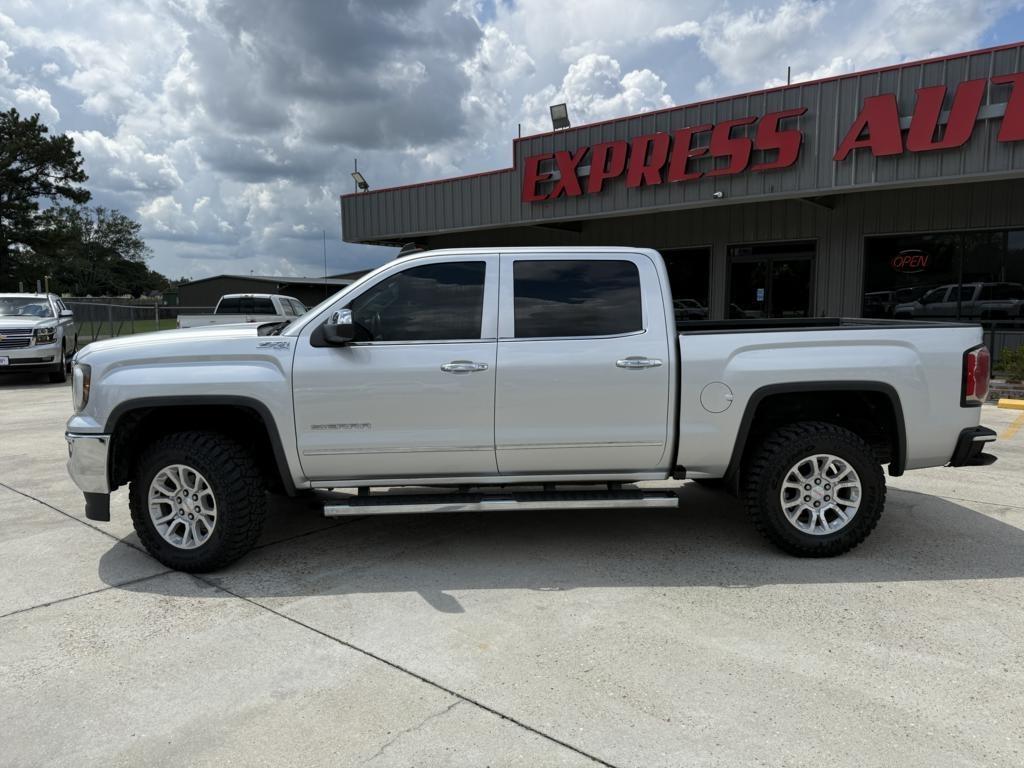 GMC Sierra 1500 4WD Crew Cab 143.5" SLT 2018