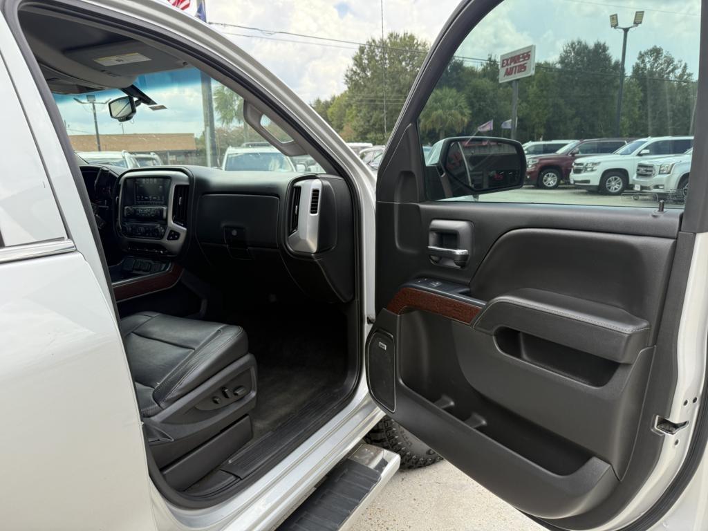 GMC Sierra 1500 4WD Crew Cab 143.5" SLT 2018