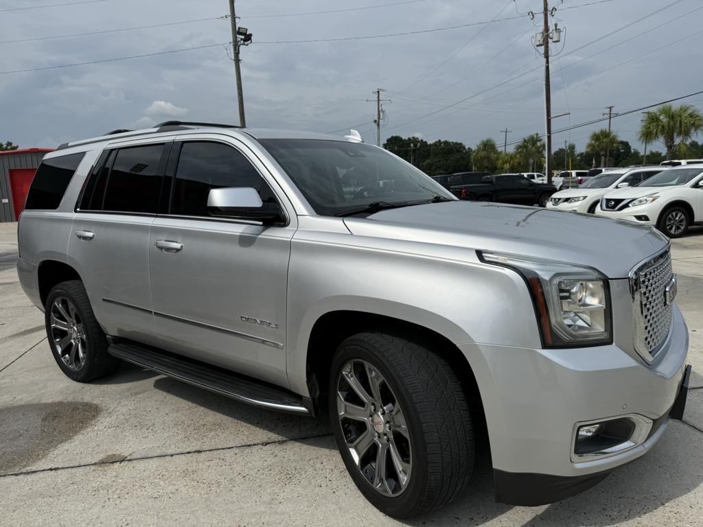 GMC Yukon 2WD 4dr Denali 2017