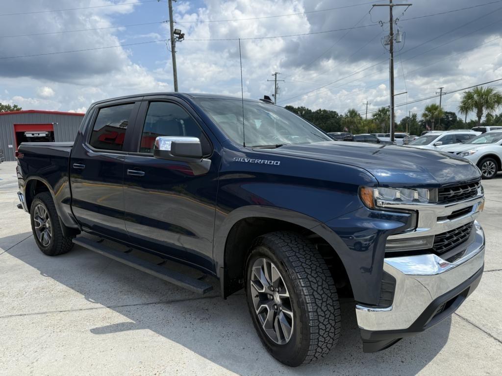 Chevrolet Silverado 1500 2WD Crew Cab 147" LT 2020
