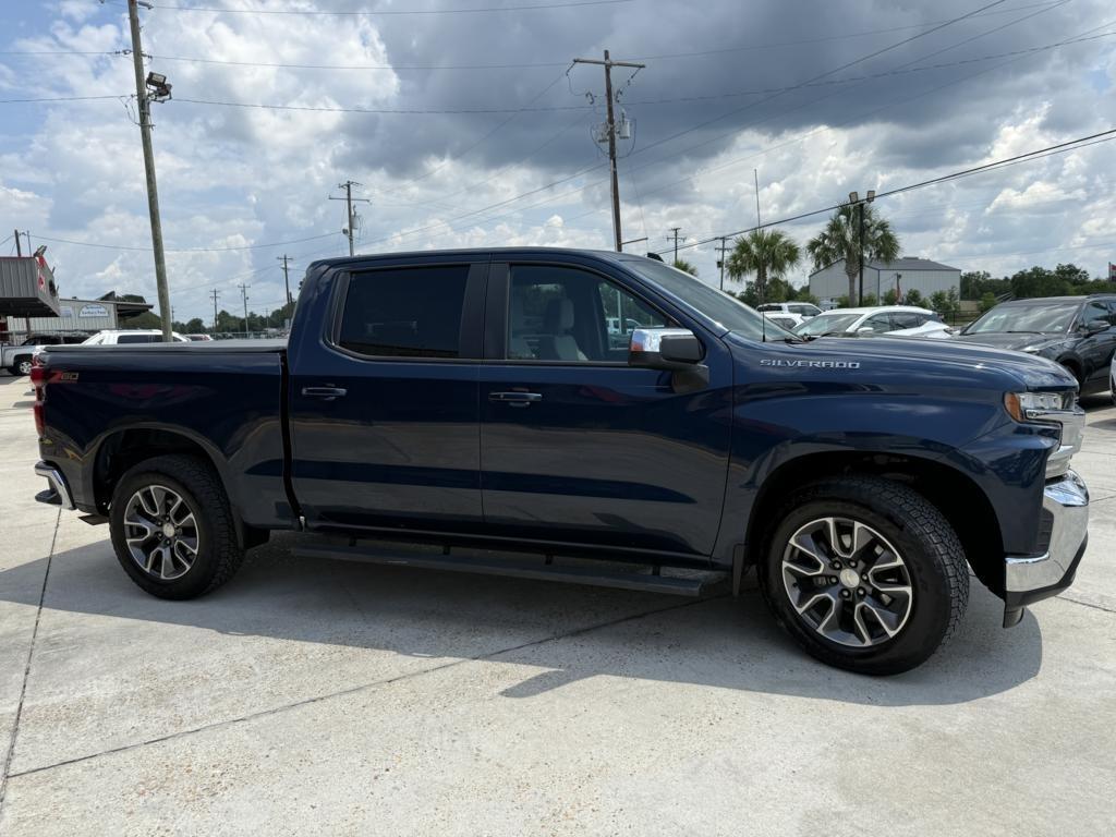 Chevrolet Silverado 1500 2WD Crew Cab 147" LT 2020