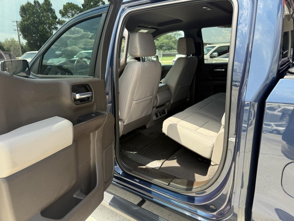 Chevrolet Silverado 1500 2WD Crew Cab 147" LT 2020