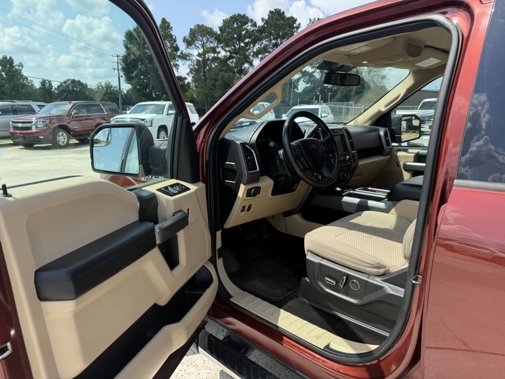 Ford F-150 2WD SuperCrew 157" Lariat 2016