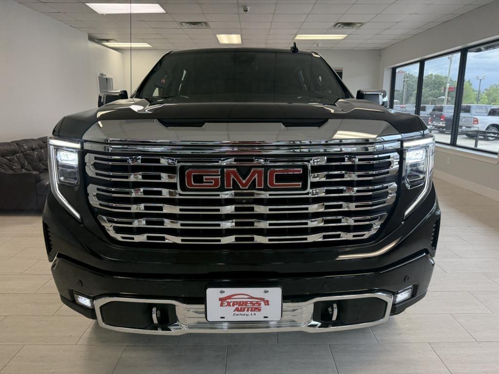 GMC Sierra 1500 4WD Crew Cab 147" Denali 2022