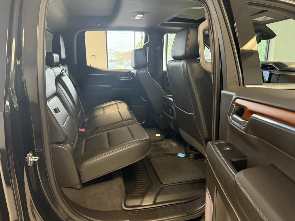 GMC Sierra 1500 4WD Crew Cab 147" Denali 2022