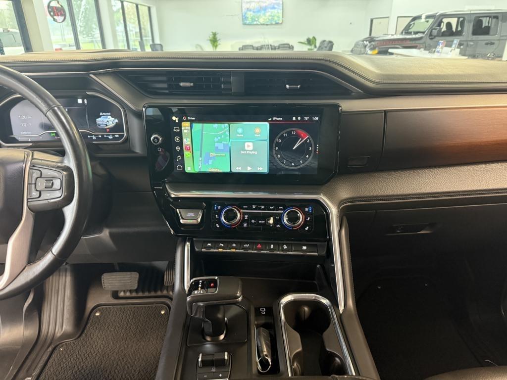 GMC Sierra 1500 4WD Crew Cab 147" Denali 2022