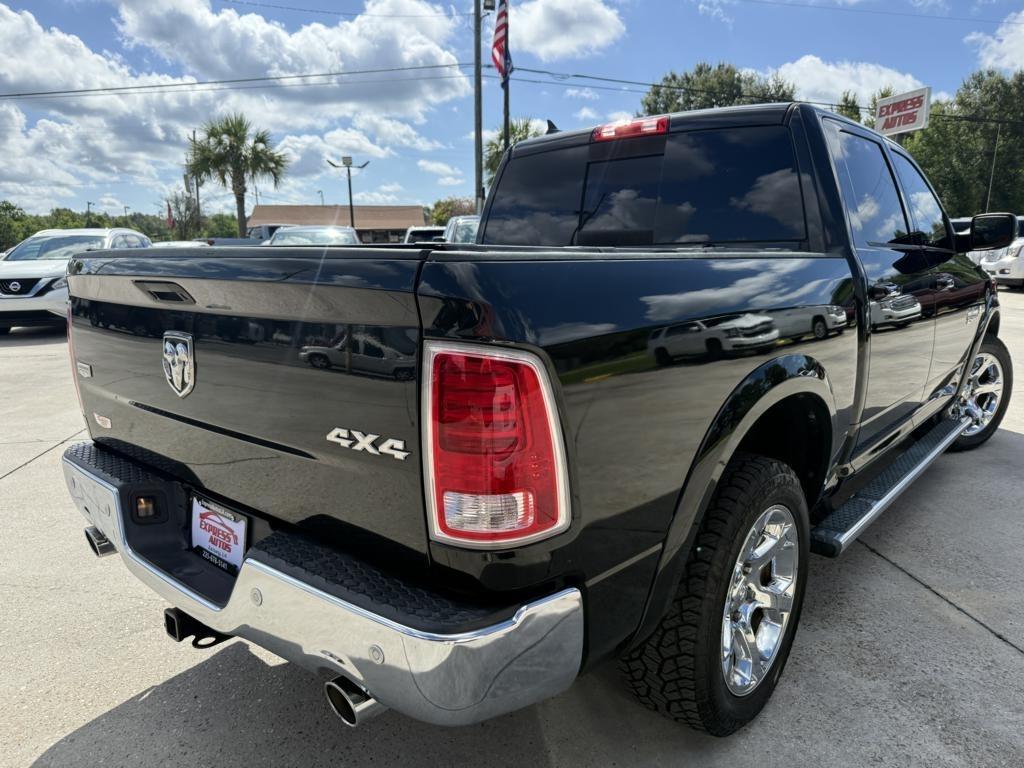 RAM 1500 4WD Crew Cab 140.5" Laramie 2016