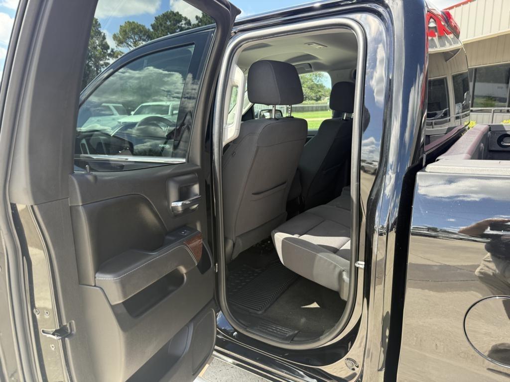 GMC Sierra 1500 4WD Double Cab 143.5" SLE 2017