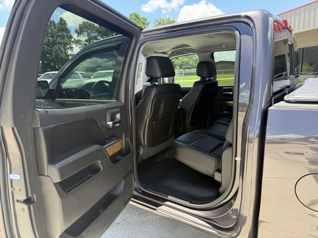 Chevrolet Silverado 1500 4WD Crew Cab 153.0" LTZ w/1LZ 2015