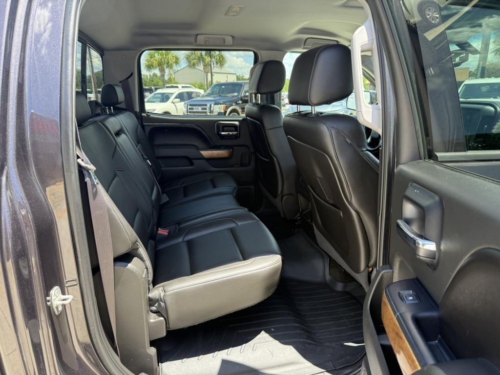 Chevrolet Silverado 1500 4WD Crew Cab 153.0" LTZ w/1LZ 2015