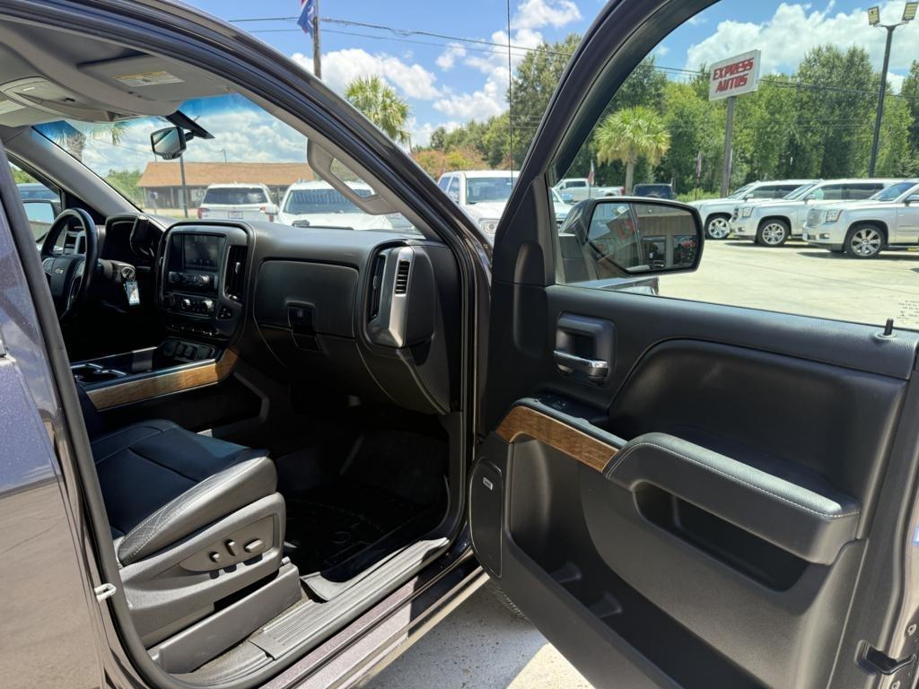 Chevrolet Silverado 1500 4WD Crew Cab 153.0" LTZ w/1LZ 2015