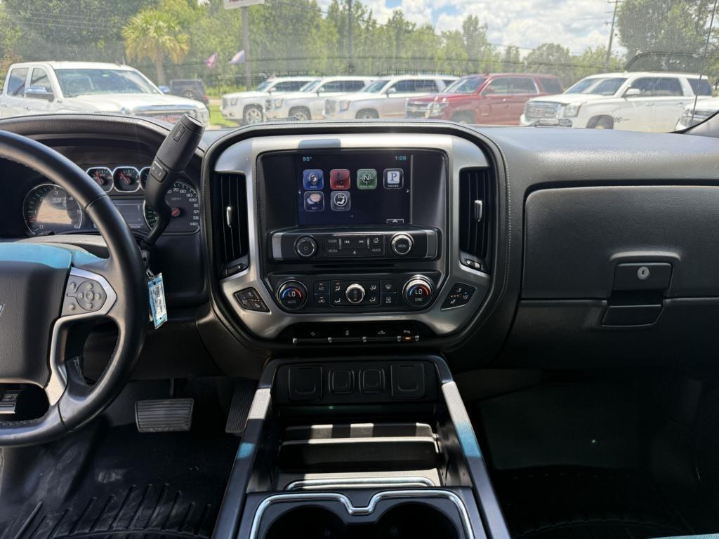 Chevrolet Silverado 1500 4WD Crew Cab 153.0" LTZ w/1LZ 2015