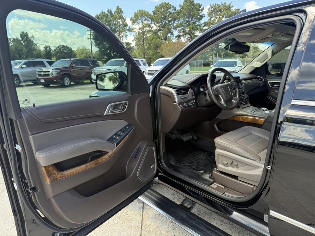 GMC Yukon 4WD 4dr Denali 2015