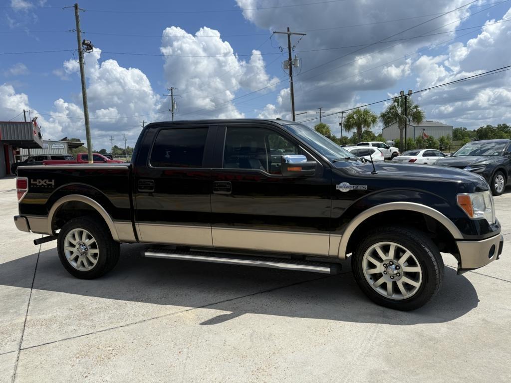Ford F-150 4WD SuperCrew 145" Platinum 2011