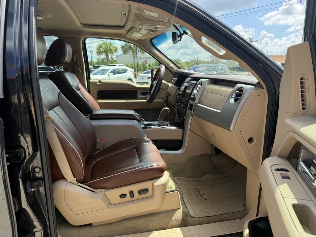 Ford F-150 4WD SuperCrew 145" Platinum 2011