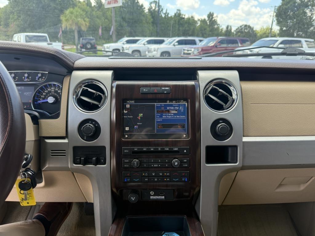 Ford F-150 4WD SuperCrew 145" Platinum 2011