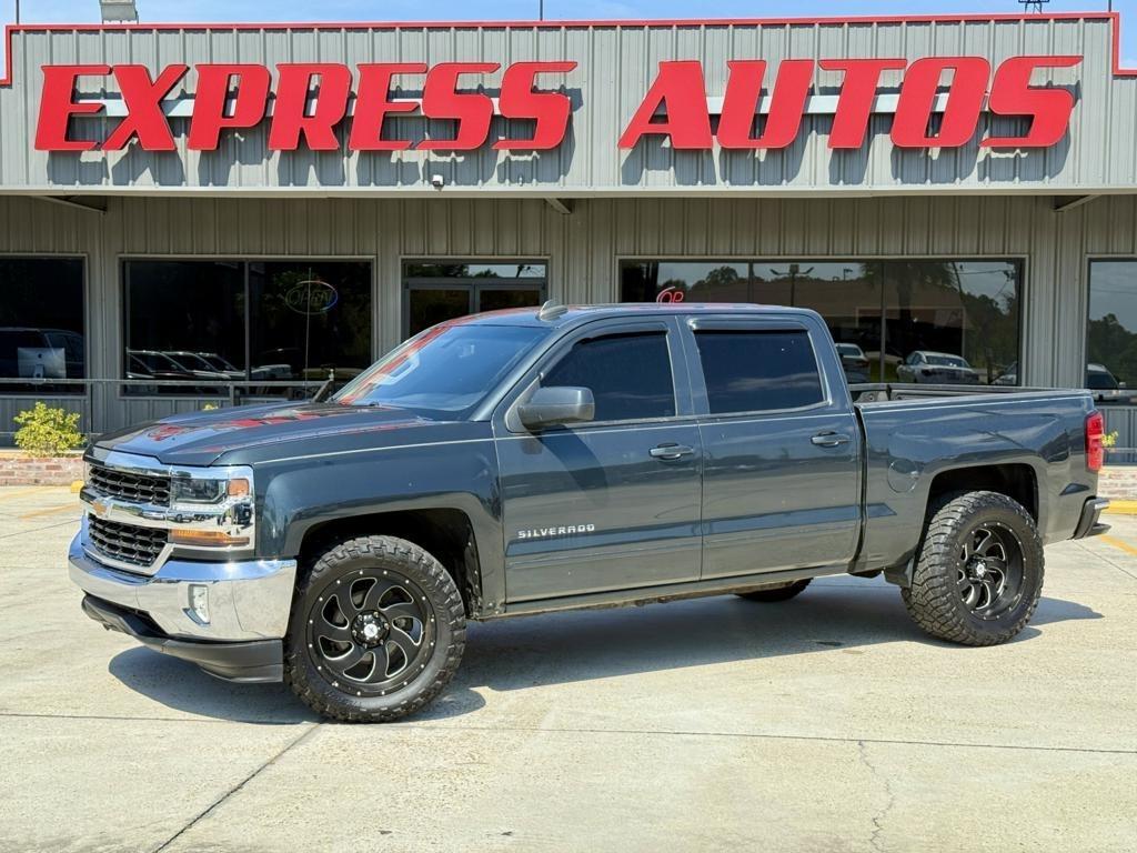 Chevrolet Silverado 1500 2WD Crew Cab 143.5" LT w/1LT 2017