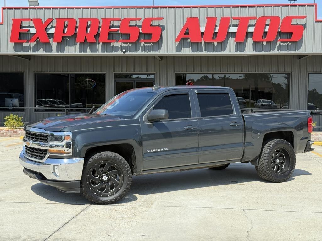 Chevrolet Silverado 1500 2WD Crew Cab 143.5" LT w/1LT 2017