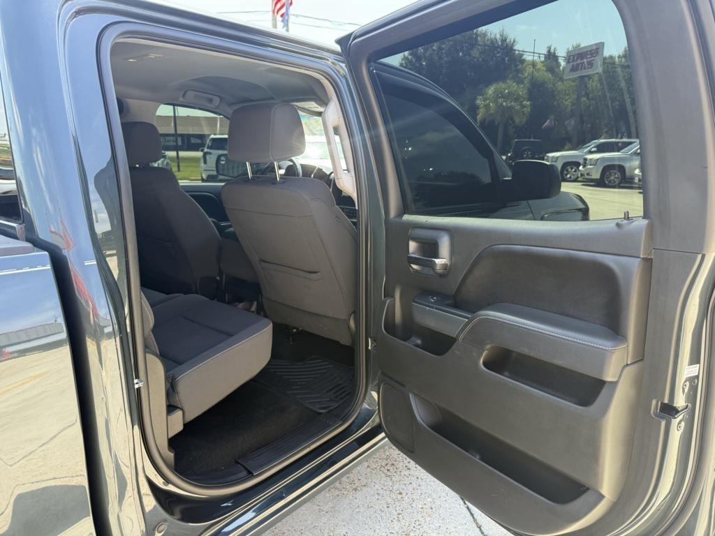 Chevrolet Silverado 1500 2WD Crew Cab 143.5" LT w/1LT 2017