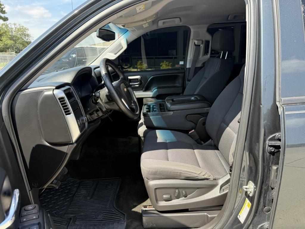 Chevrolet Silverado 1500 2WD Crew Cab 143.5" LT w/1LT 2017