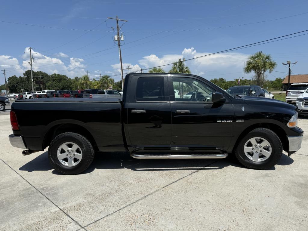 Dodge Ram 1500 2WD Quad Cab 140.5" SLT 2009