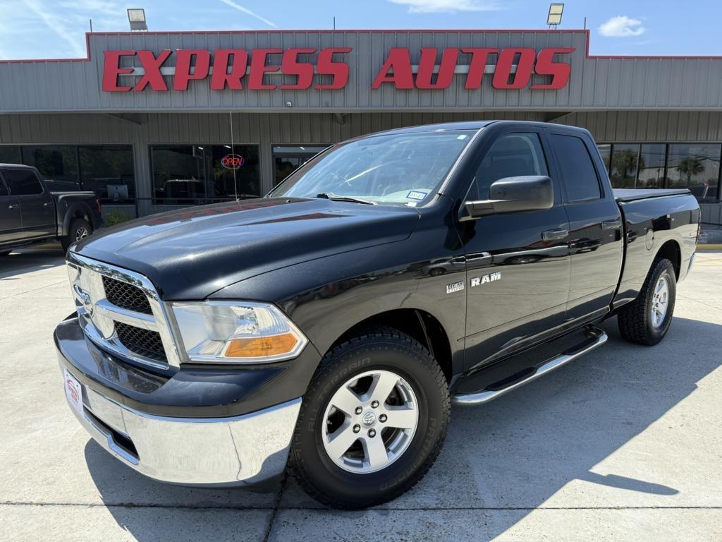 Dodge Ram 1500 2WD Quad Cab 140.5" SLT 2009