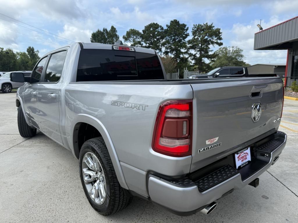 RAM 1500 Laramie 4x4 Crew Cab 5'7" Box 2020