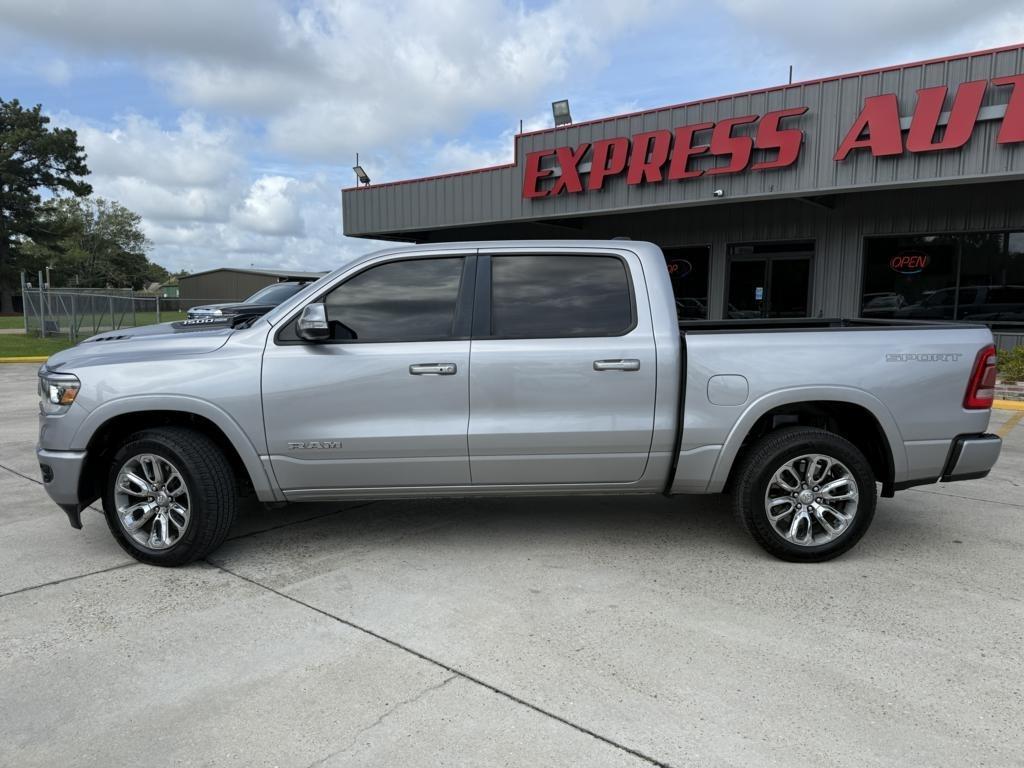 RAM 1500 Laramie 4x4 Crew Cab 5'7" Box 2020