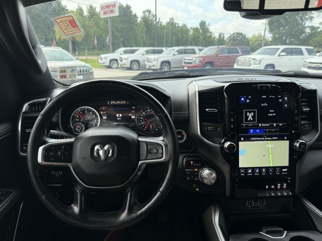 RAM 1500 Laramie 4x4 Crew Cab 5'7" Box 2020