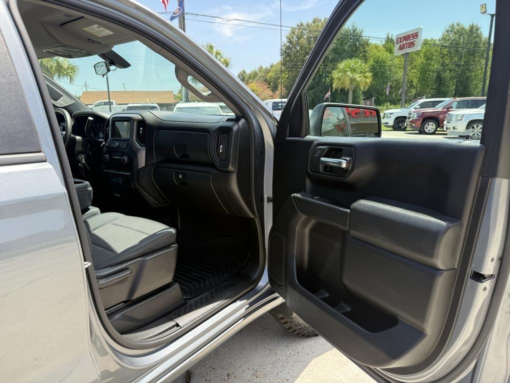 Chevrolet Silverado 1500 4WD Crew Cab 147" Custom Trail Boss 2019