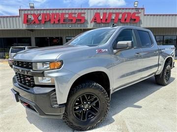2019 Chevrolet Silverado 1500 4WD Crew Cab 147" Custom Trail Boss