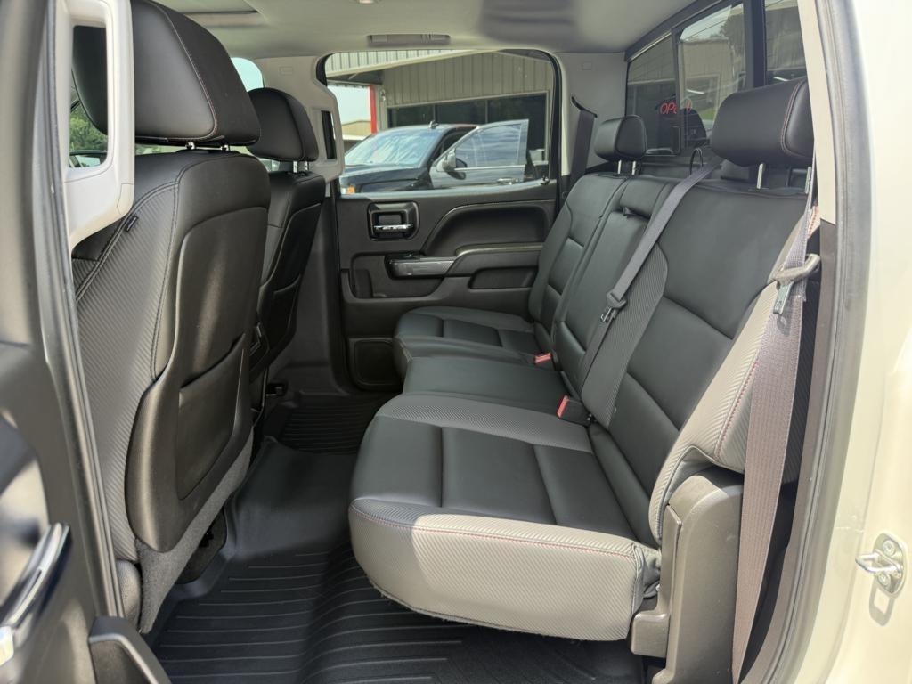 GMC Sierra 1500 4WD Crew Cab 143.5" SLT 2015