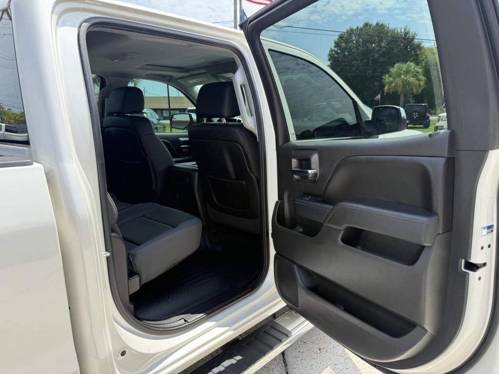 GMC Sierra 1500 4WD Crew Cab 143.5" SLT 2015