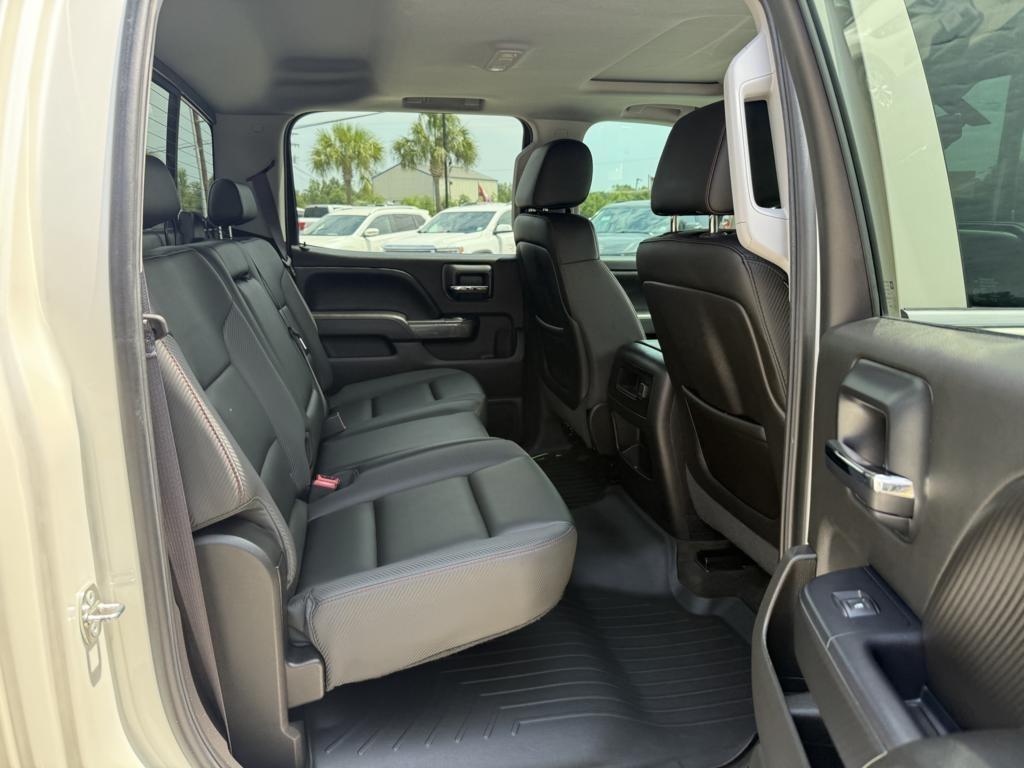 GMC Sierra 1500 4WD Crew Cab 143.5" SLT 2015