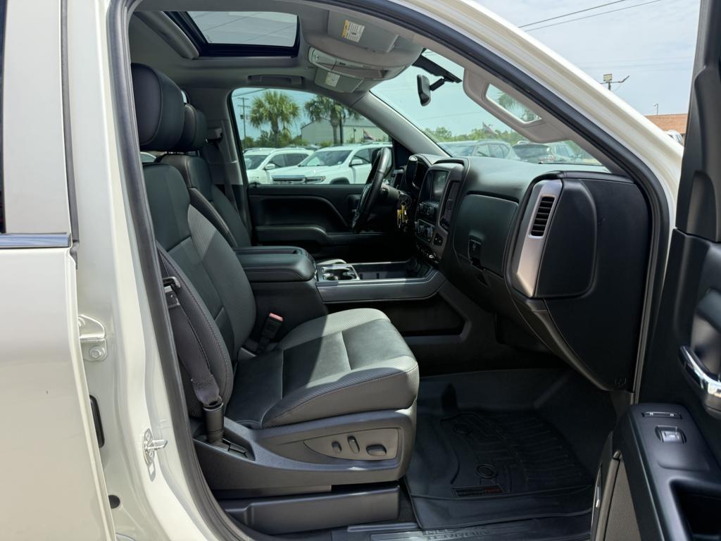 GMC Sierra 1500 4WD Crew Cab 143.5" SLT 2015