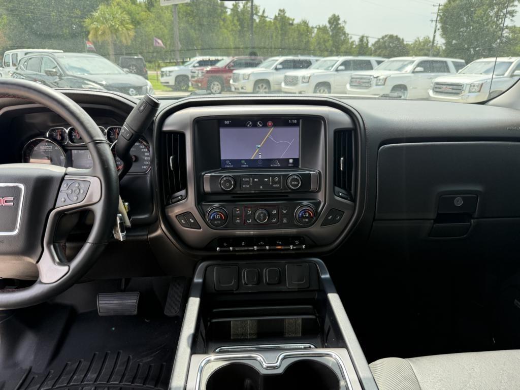 GMC Sierra 1500 4WD Crew Cab 143.5" SLT 2015