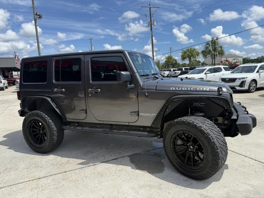 Jeep Wrangler Unlimited 4WD 4dr Rubicon 2016