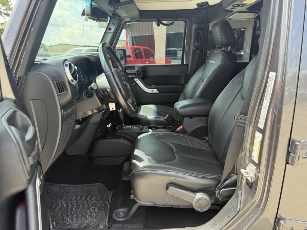 Jeep Wrangler Unlimited 4WD 4dr Rubicon 2016