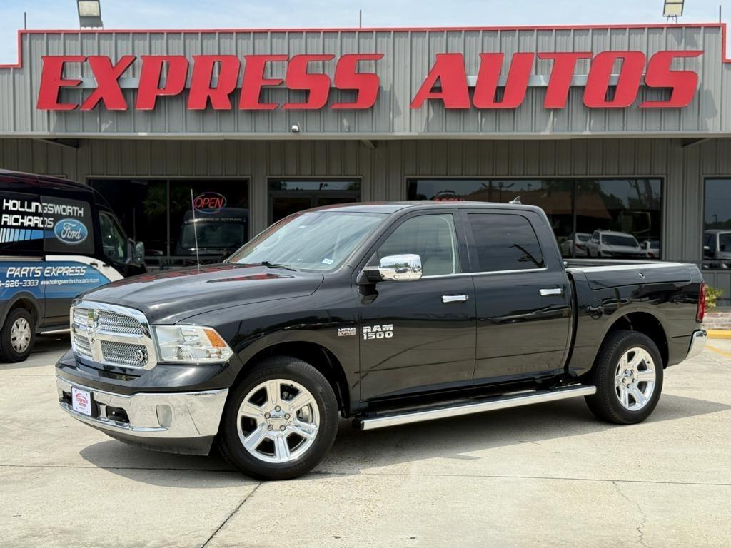 RAM 1500 Lone Star Silver 4x2 Crew Cab 5'7" Box 2018