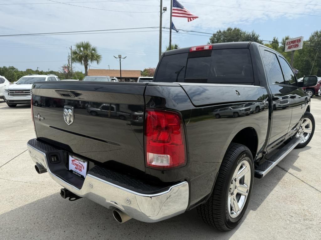 RAM 1500 Lone Star Silver 4x2 Crew Cab 5'7" Box 2018