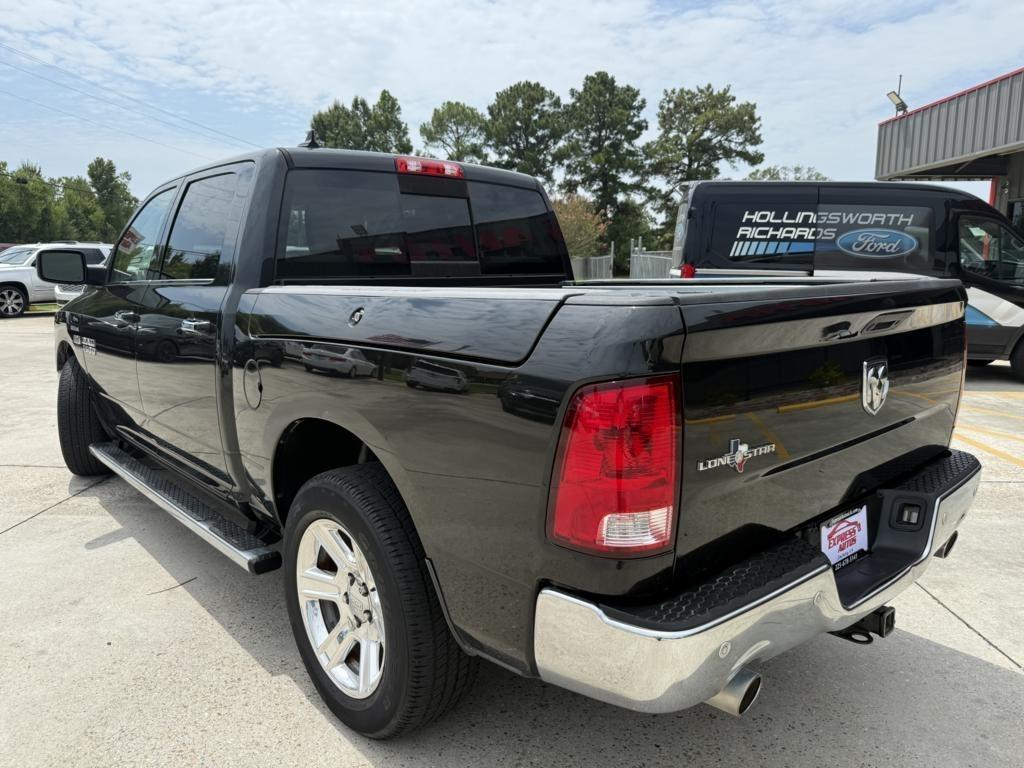 RAM 1500 Lone Star Silver 4x2 Crew Cab 5'7" Box 2018